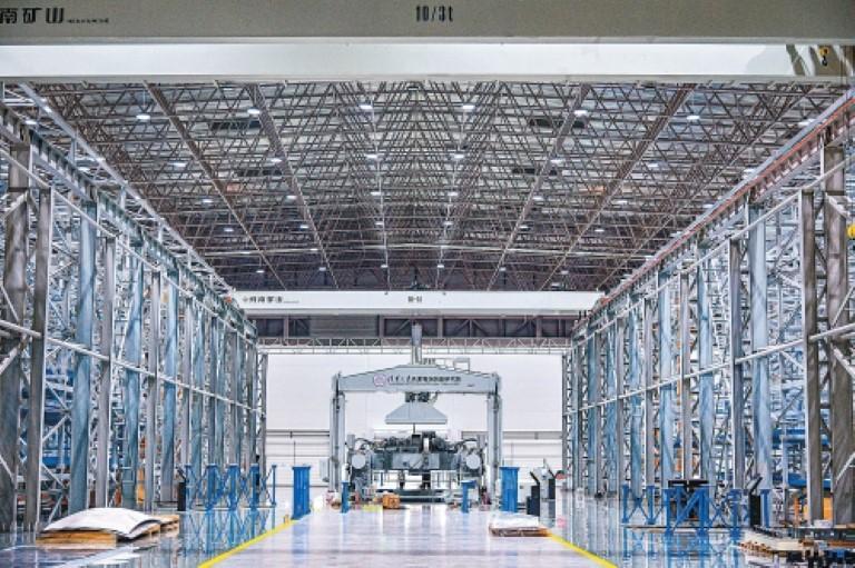 西安三角防務(wù)股份有限公司智能化車間。