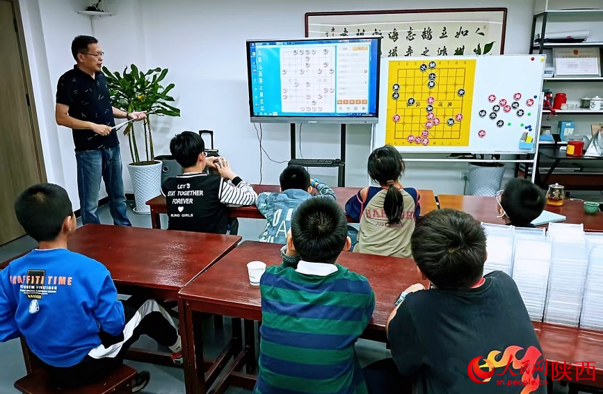 少兒象棋課程正在進(jìn)行。人民網(wǎng)記者 魏鑫攝
