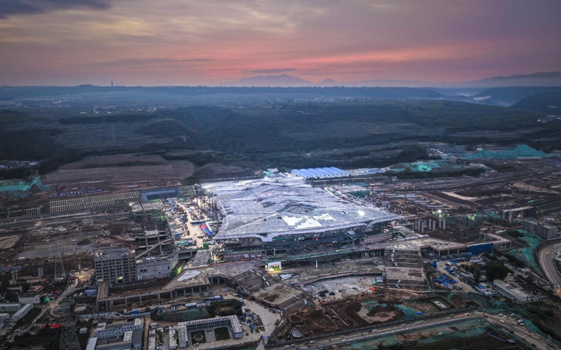 西安東站航拍圖。曹國鋒攝